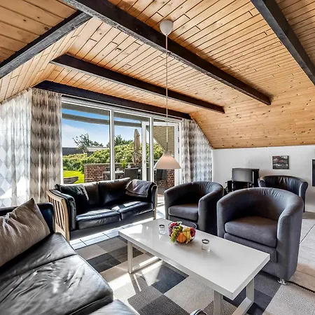Just 500 Meters From Both The Sea And The Town, Lovely, Well-maintained Is Situated *