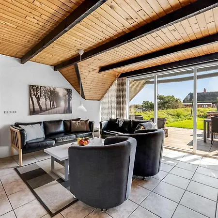 Just 500 Meters From Both The Sea And The Town, Lovely, Well-maintained Is Situated